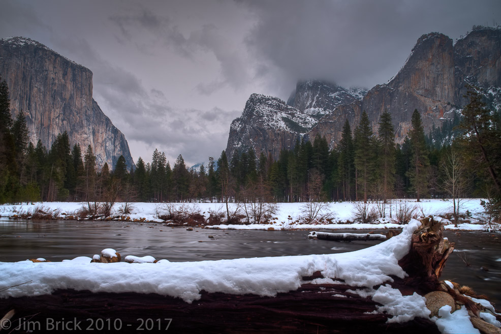 Canon EOS 1Ds Mark III, TS-E 24mm, 0.8 sec @ f/16, Scheimpflug used.